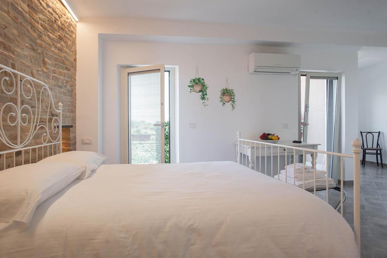 Red House Accomodation Potenza Picena Exterior foto