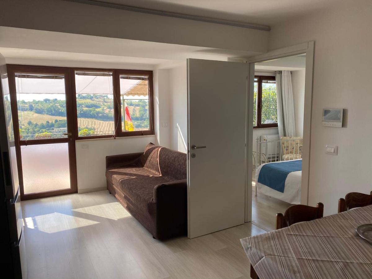 Red House Accomodation Potenza Picena Exterior foto