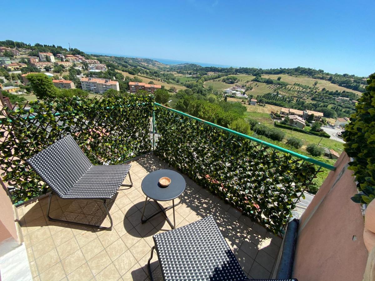 Red House Accomodation Potenza Picena Exterior foto